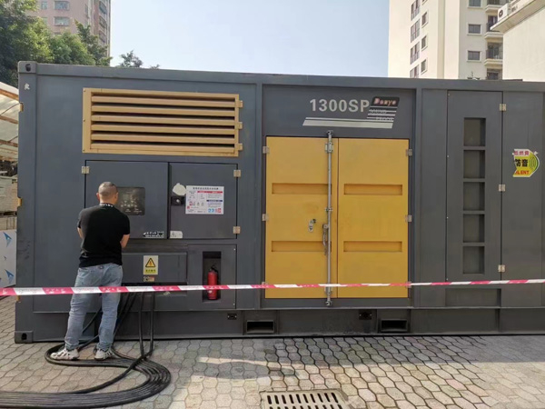 西峡500KW发电机组冬季应该配多大的启动电瓶?